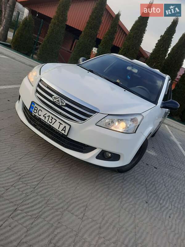 Седан Chery E5 2014 в Яворове