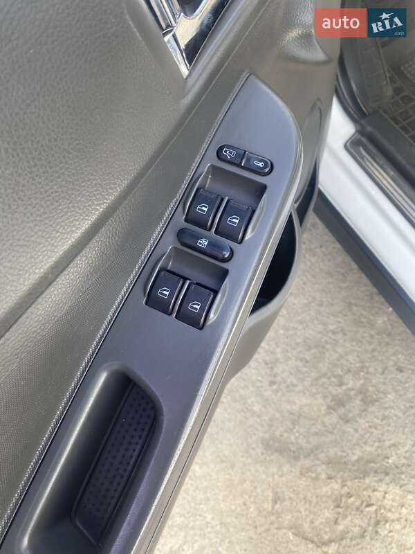 Седан Chery E5 2013 в Вознесенске