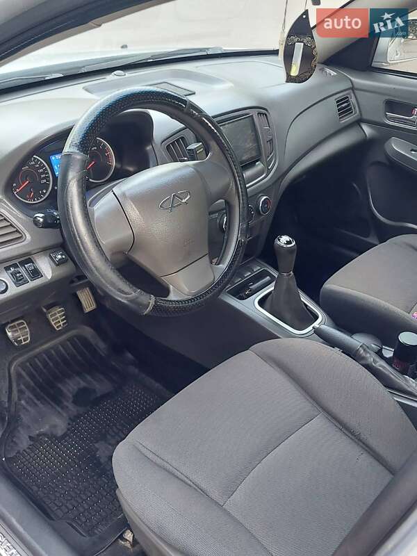 Седан Chery E5 2014 в Новой Водолаге