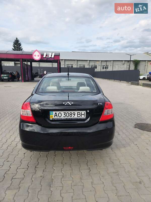 Седан Chery E5 2014 в Львове