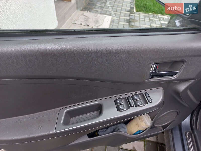 Седан Chery E5 2014 в Чернигове