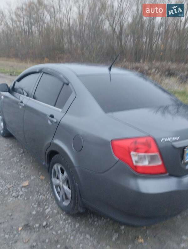 Седан Chery E5 2014 в Изяславе