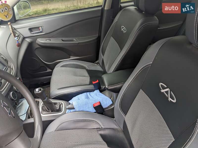 Седан Chery E5 2013 в Тульчине