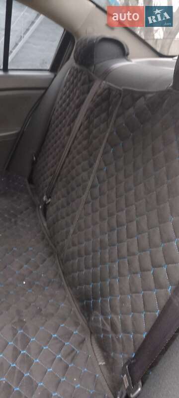 Седан Chery E5 2014 в Сребном