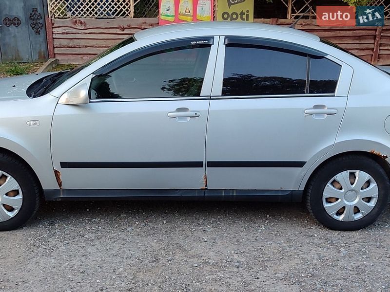 Седан Chery E5 2014 в Кам'янець-Подільському