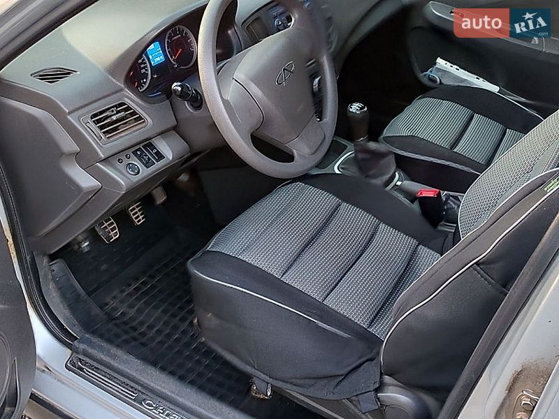 Седан Chery E5 2014 в Кам'янець-Подільському