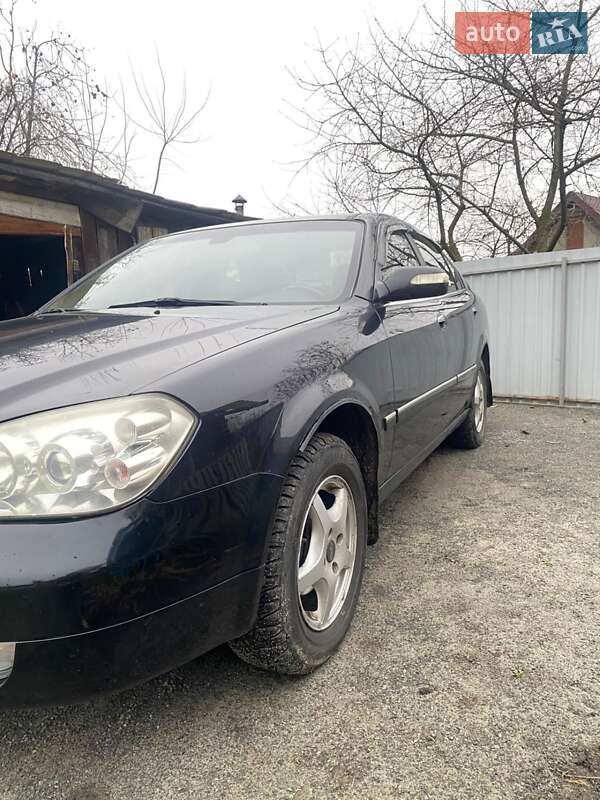 Седан Chery Eastar 2008 в Звягеле