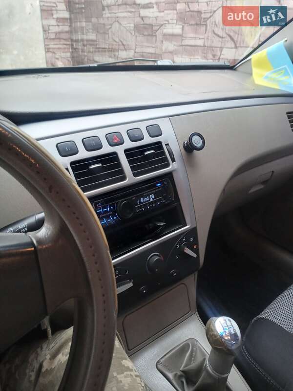 Седан Chery Elara 2007 в Львові фото 8 Седан Chery Elara 2007 в Львові