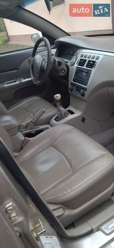 Седан Chery Elara 2007 в Луцке
