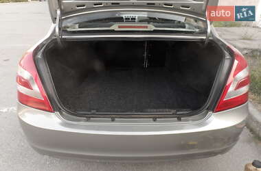 Седан Chery Elara 2010 в 