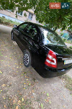Седан Chery Elara 2010 в  фото 2 Седан Chery Elara 2010 в
