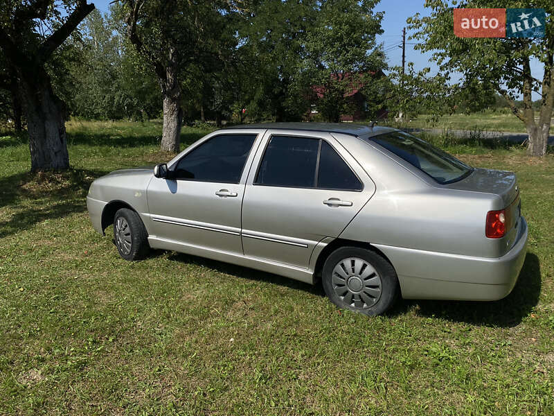 Седан Chery Flagcloud 2006 в Кутах