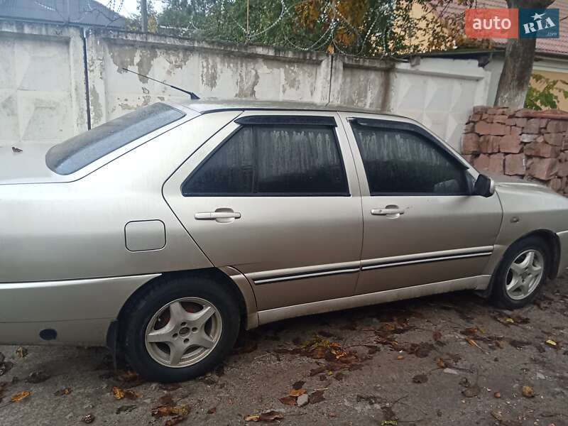 Седан Chery Flagcloud 2006 в Луцьку
