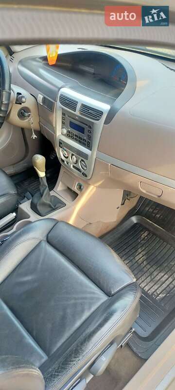 Лифтбек Chery Jaggi 2007 в Калиновке