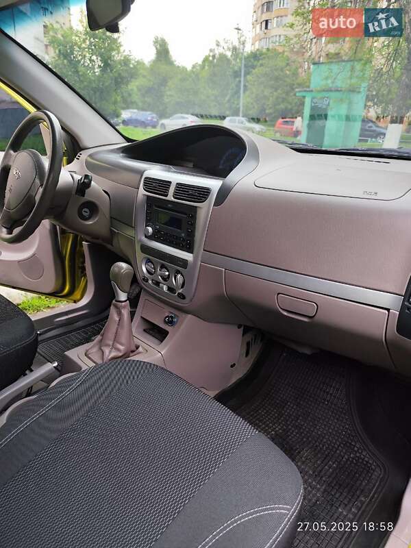 Лифтбек Chery Jaggi 2008 в Киеве