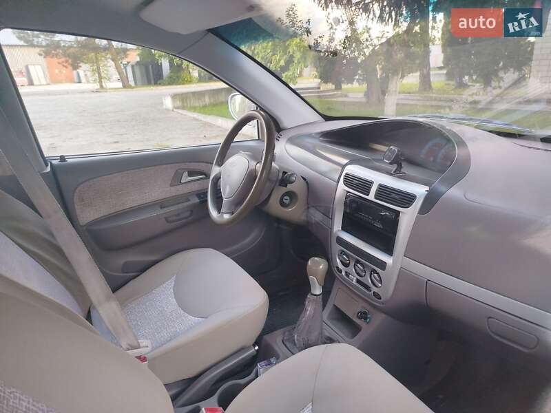Лифтбек Chery Jaggi 2008 в Николаеве