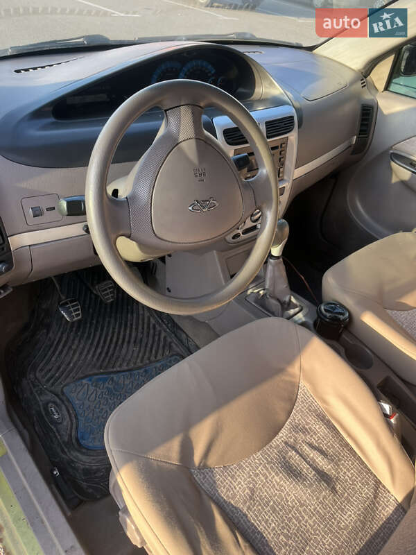 Лифтбек Chery Jaggi 2008 в Каменском