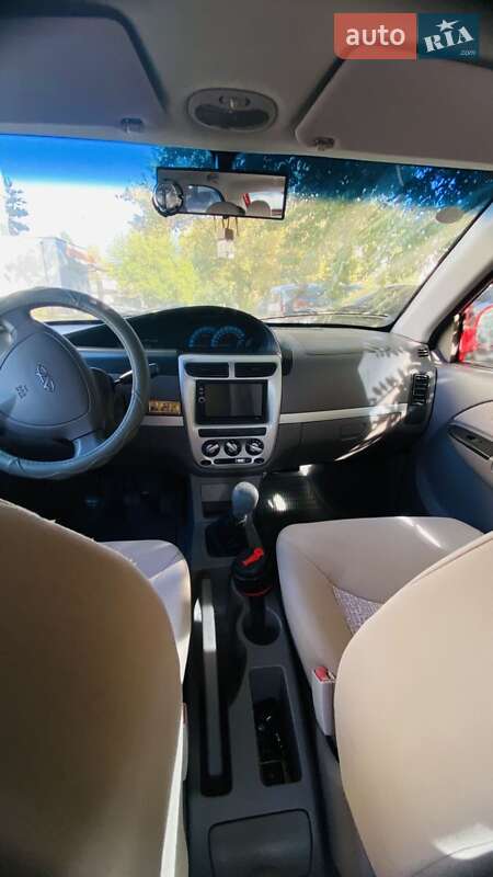 Лифтбек Chery Jaggi 2008 в Новомосковске фото 4 Лифтбек Chery Jaggi 2008 в Новомосковске