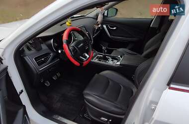 Позашляховик / Кросовер Chery Jetour X70 2022 в 