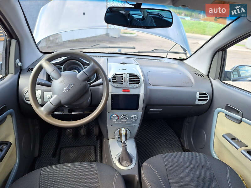 Хэтчбек Chery Kimo 2008 в Каменском