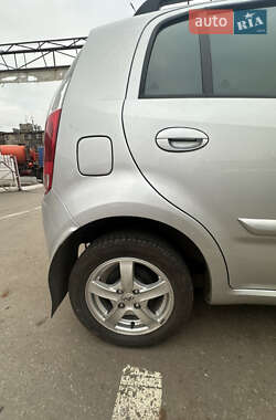 Хэтчбек Chery Kimo 2012 в 
