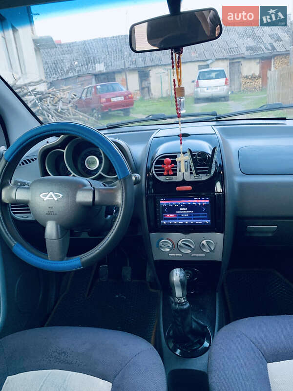 Хэтчбек Chery Kimo 2008 в Сколе