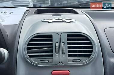 Хэтчбек Chery Kimo 2011 в 