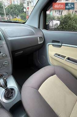 Хэтчбек Chery Kimo 2011 в 