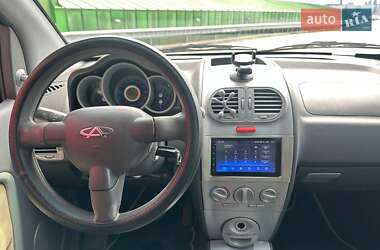 Хэтчбек Chery Kimo 2011 в 