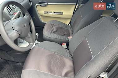Хэтчбек Chery Kimo 2012 в 