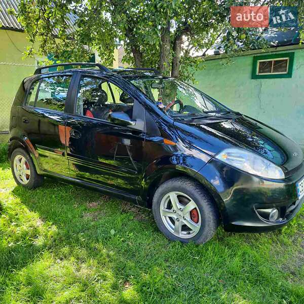 Хэтчбек Chery Kimo 2012 в 