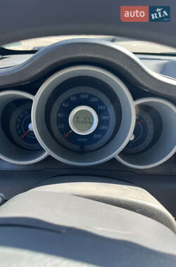 Хетчбек Chery Kimo 2012 в 