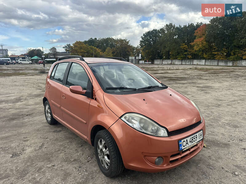 Хэтчбек Chery Kimo 2008 в 