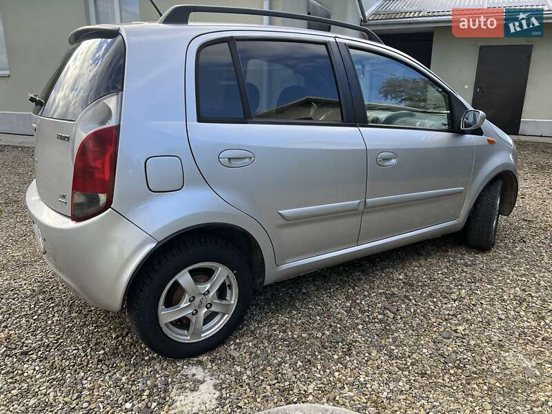 Хетчбек Chery Kimo 2011 в Рудниках фото 12 Хетчбек Chery Kimo 2011 в Рудниках