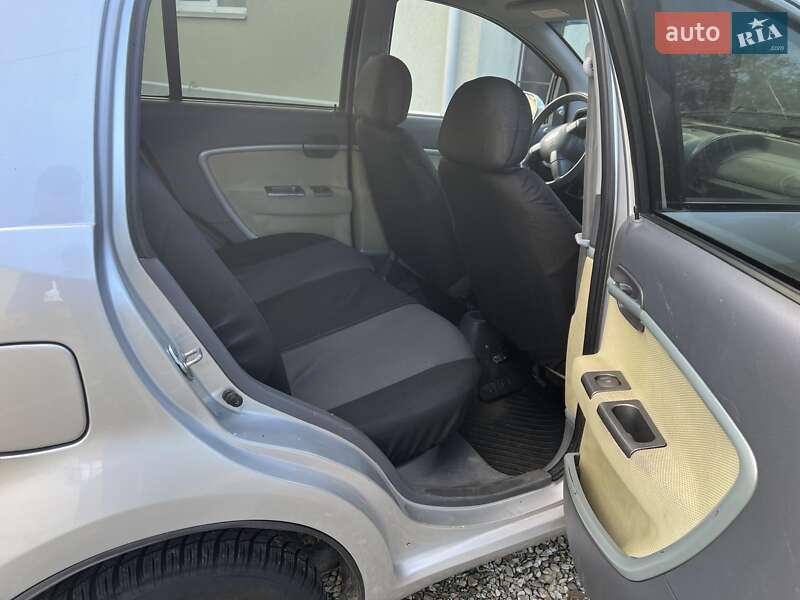 Хетчбек Chery Kimo 2011 в Рудниках фото 32 Хетчбек Chery Kimo 2011 в Рудниках