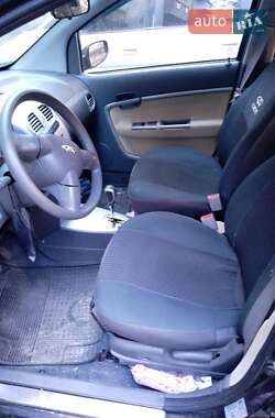 Хэтчбек Chery Kimo 2013 в  фото 9 Хэтчбек Chery Kimo 2013 в