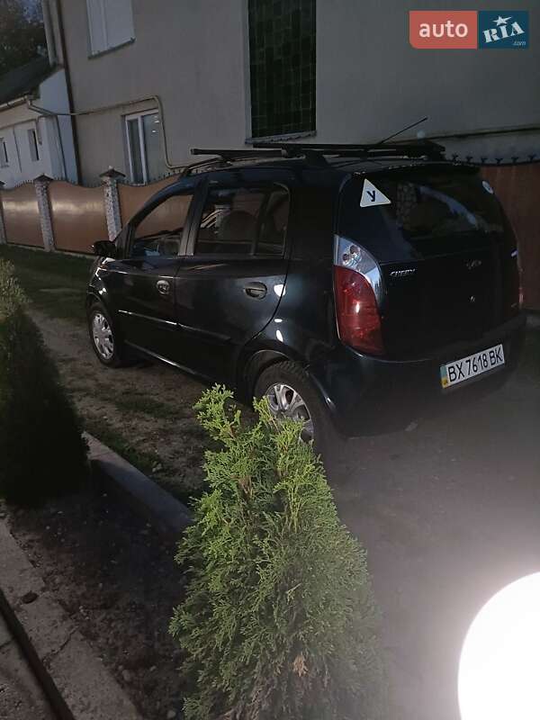 Хэтчбек Chery Kimo 2008 в Мукачево