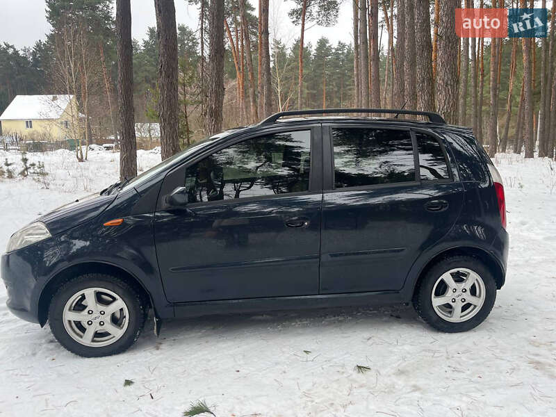 Хэтчбек Chery Kimo 2011 в Киеве фото 3 Хэтчбек Chery Kimo 2011 в Киеве