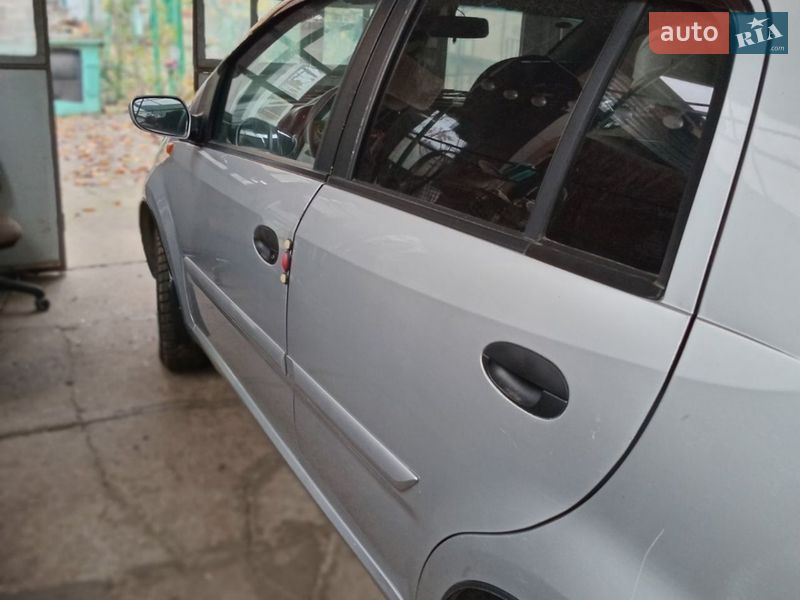 Хэтчбек Chery Kimo 2011 в Черноморске