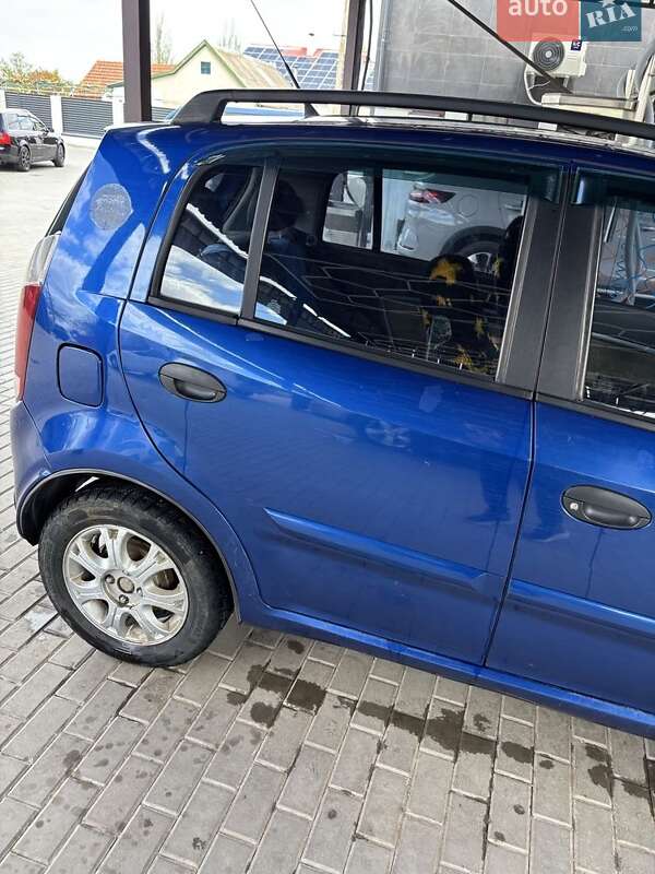 Хэтчбек Chery Kimo 2008 в Новом Буге