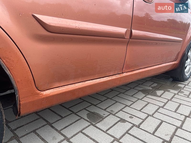 Хэтчбек Chery Kimo 2008 в Коростене