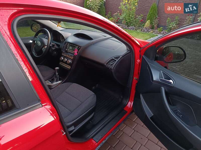 Хетчбек Chery M11 2012 в Володимирці