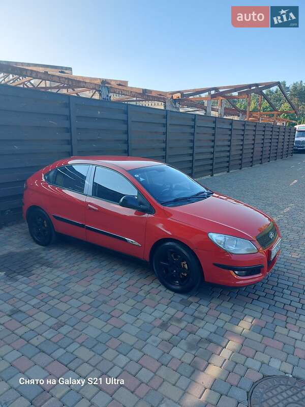 Седан Chery M11 2011 в Макарове