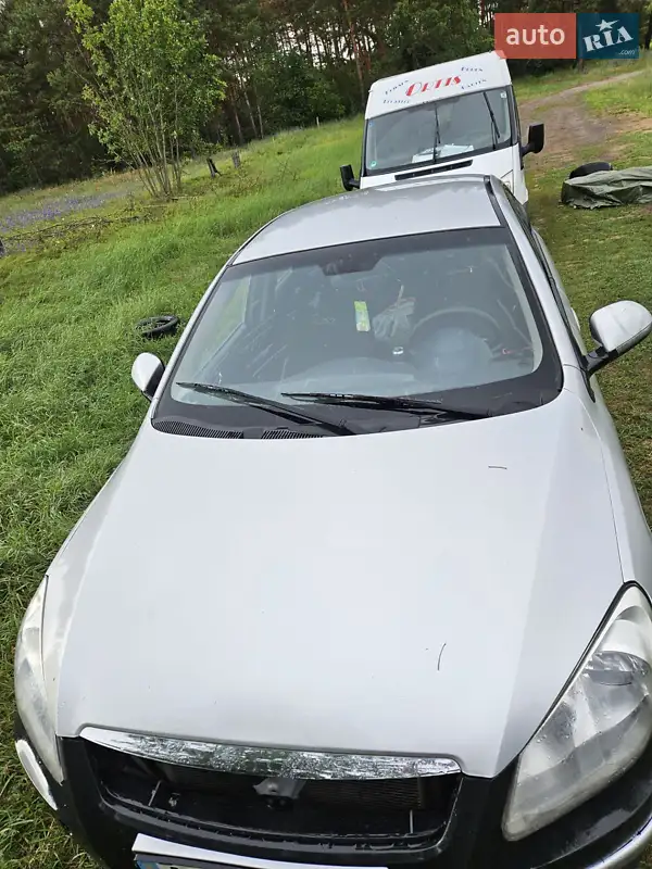 Chery M11 2012