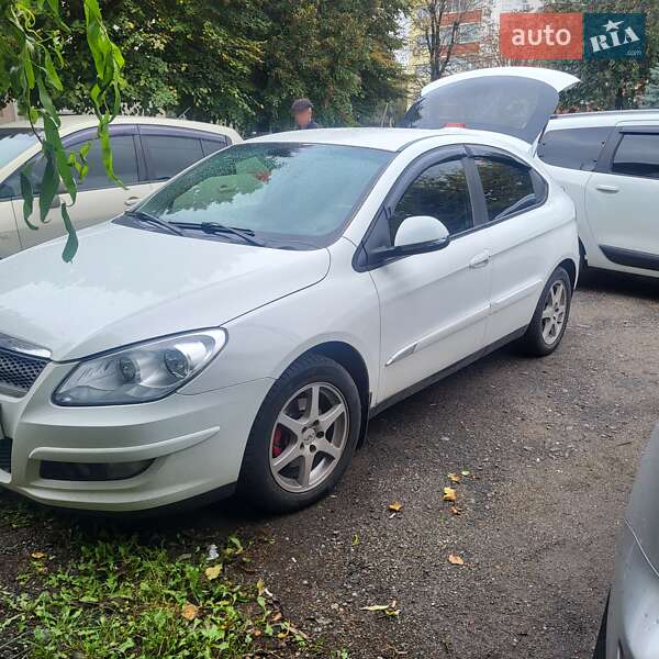 2011 Chery M11, VIN LVVDB11B1BD357657:plate — фото 1 (autoria)