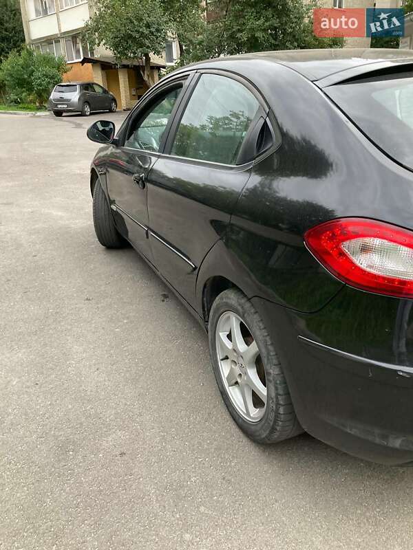 Седан Chery M11 2011 в Тернополе