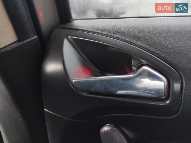 Седан Chery M11 2012 в Синельниково