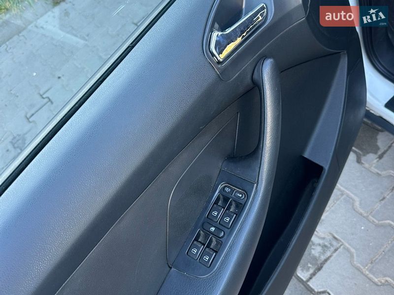 Седан Chery M11 2011 в Житомире