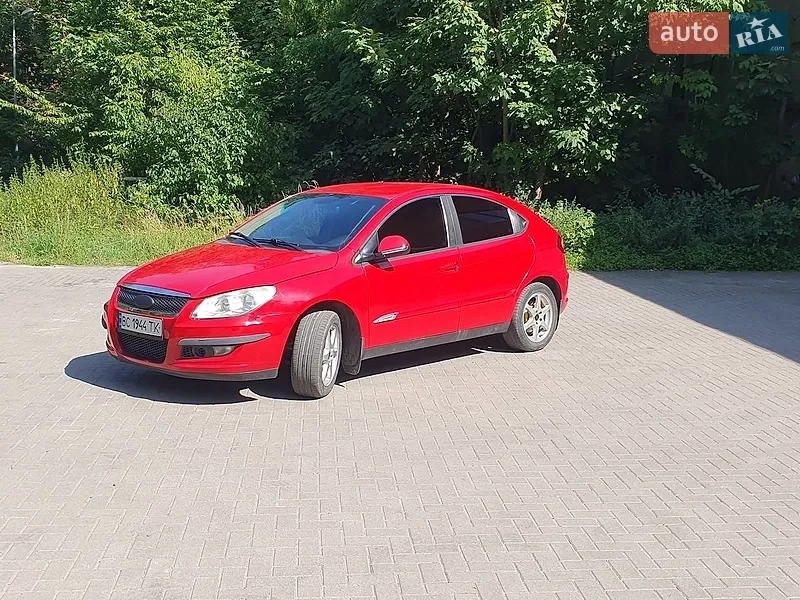 Chery M11 2012
