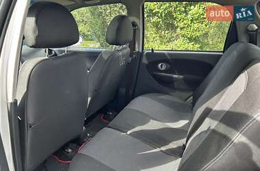 Хэтчбек Chery QQ 2012 в 